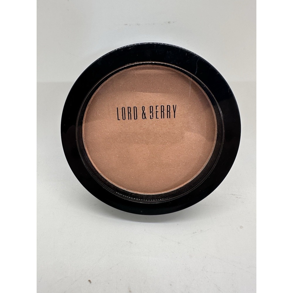 Lord & Berry Toffee #8904‎ Powder Bronzer Compact Made in Italy
